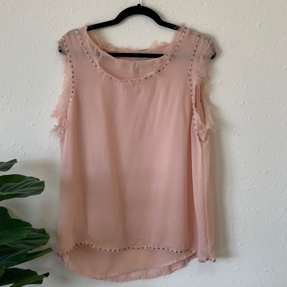 Cute silky tank top!